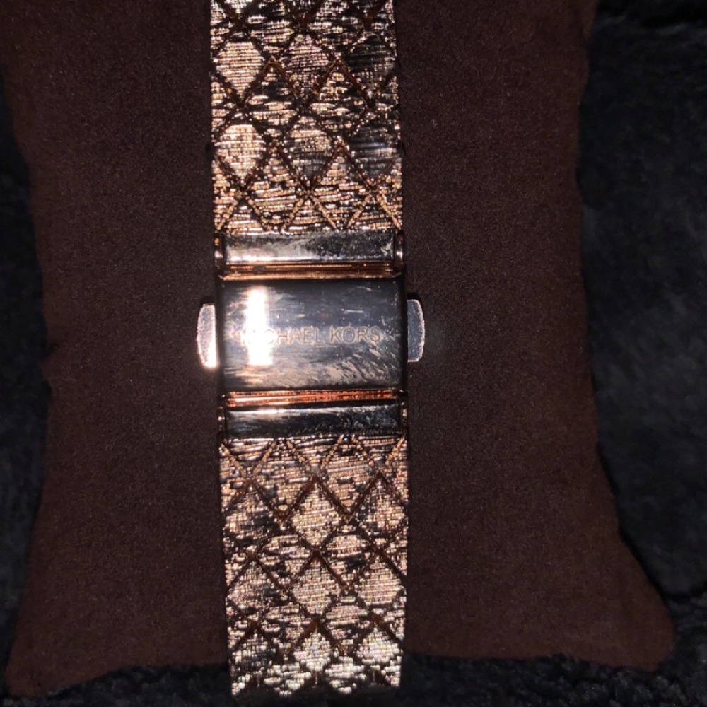 Mk Watch - Picture 2 of 6